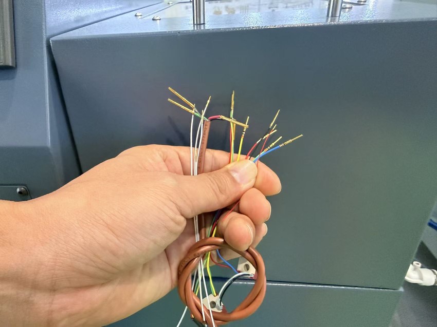 Lanneas precision connector and wire harness processing samples